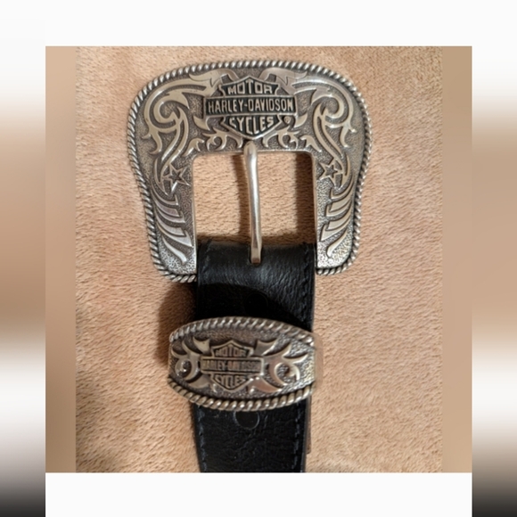 Authentic Harley-Davidson® Black Quality Leather Belt Silver Tone Buckle - Picture 9 of 9